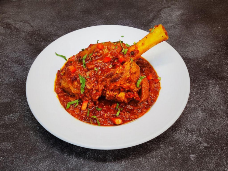 Naan & Co - Clifton slider image