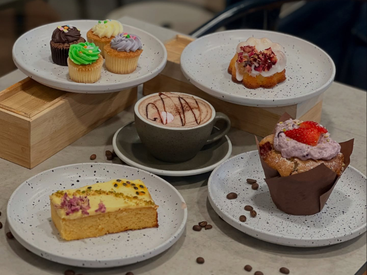 Thimble Cafe slider image