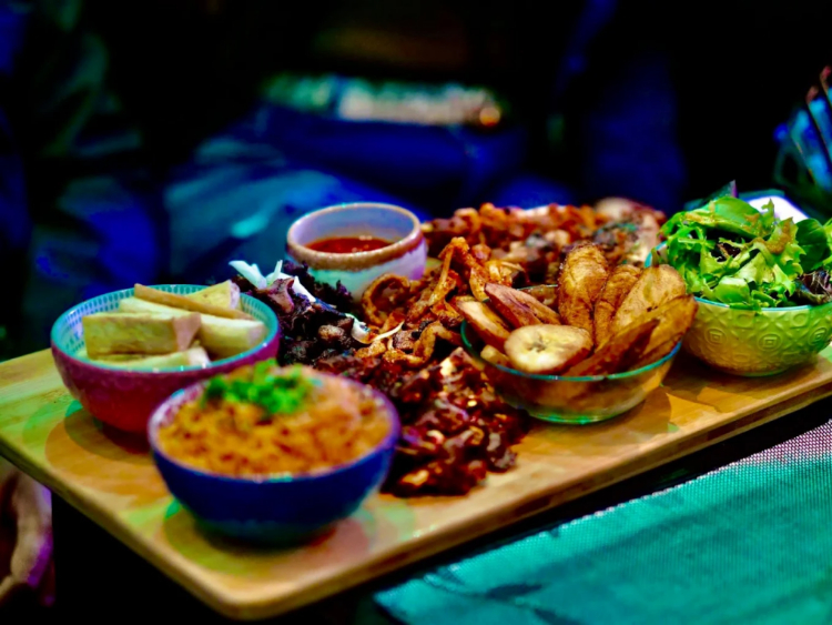 Mez Lounge slider image