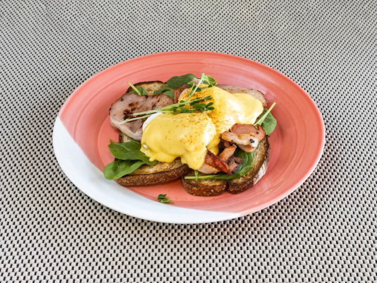 Stella's By The Lake slider image