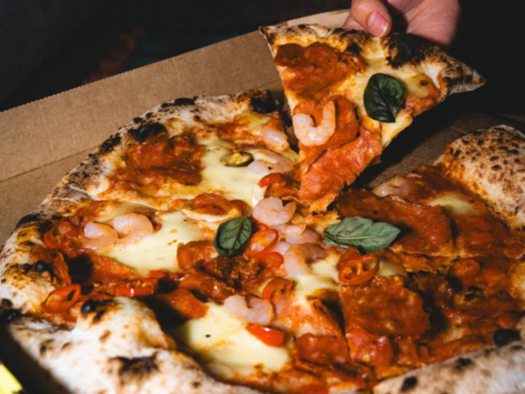 Il Locale Pizzeria - Stirling slider image