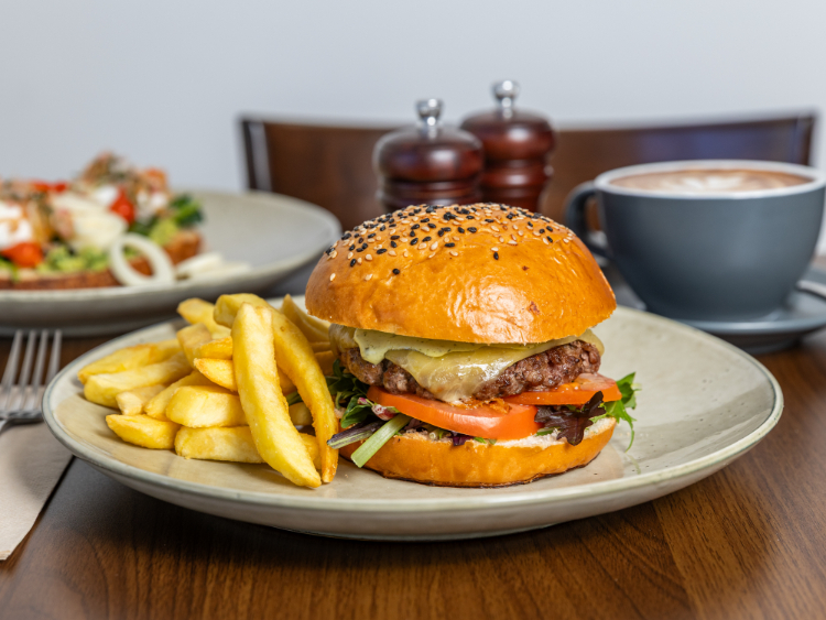 Linds Cafe and Snacks slider image