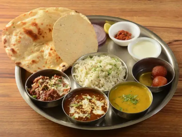 Tikka Talks Indian Restaurant slider image
