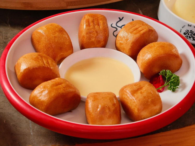 Da Long Yi Hot Pot slider image