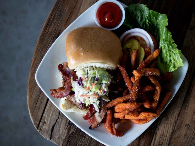 Fraser Cafe slider image