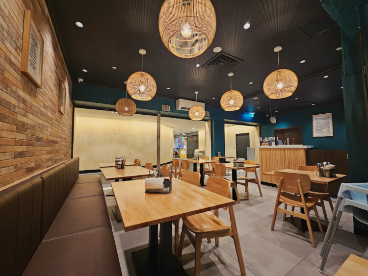 Me & Yogi Indian Kitchen slider image