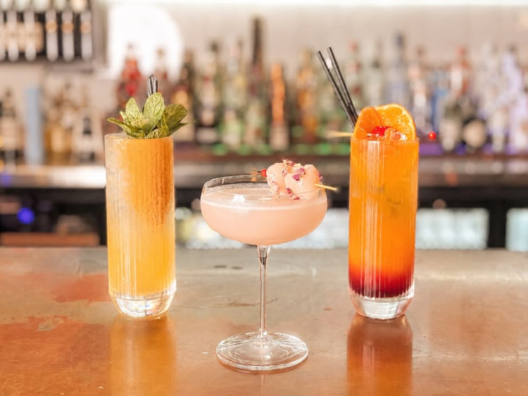 Oatz Bistro Bar slider image