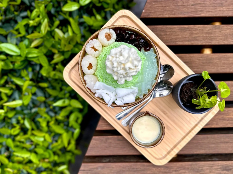 Susu Lane slider image