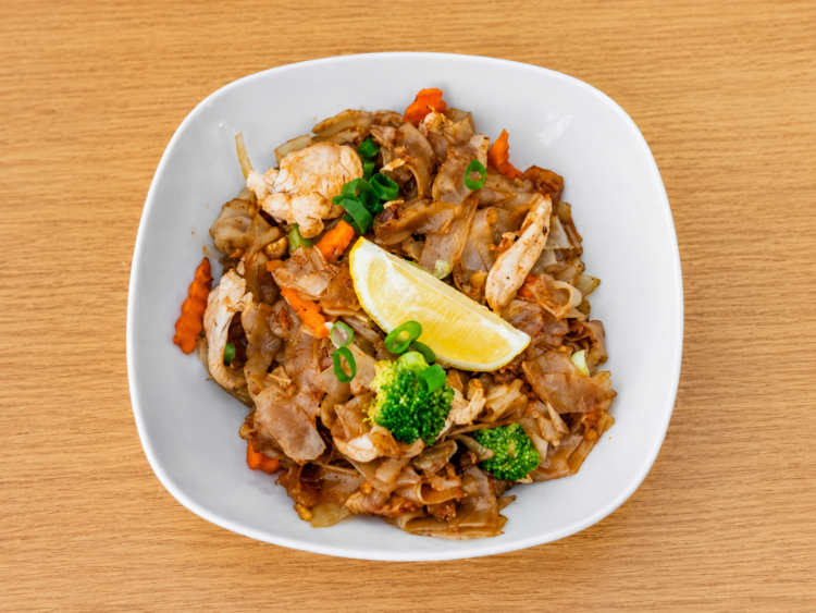 Luv2eat Thai slider image