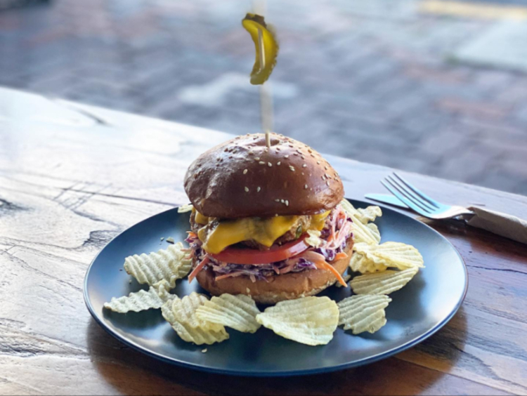 The Lil Hut - Bardwell Park slider image