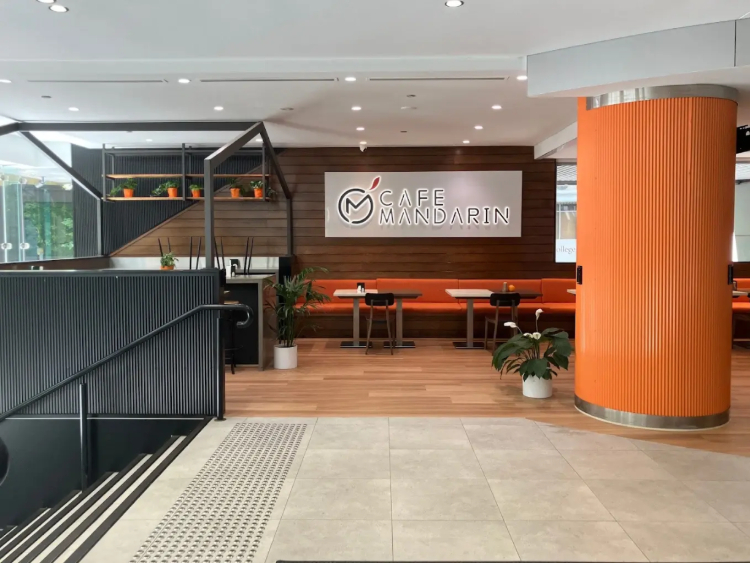 Cafe Mandarin slider image