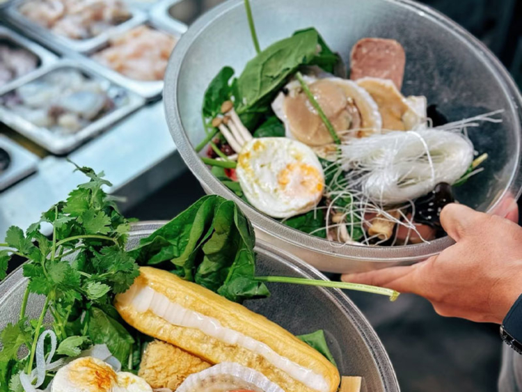 LuYu The Best Malatang slider image