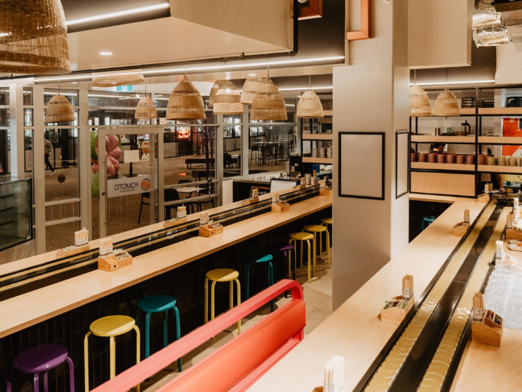 Fomoto Kaiten Sushi slider image