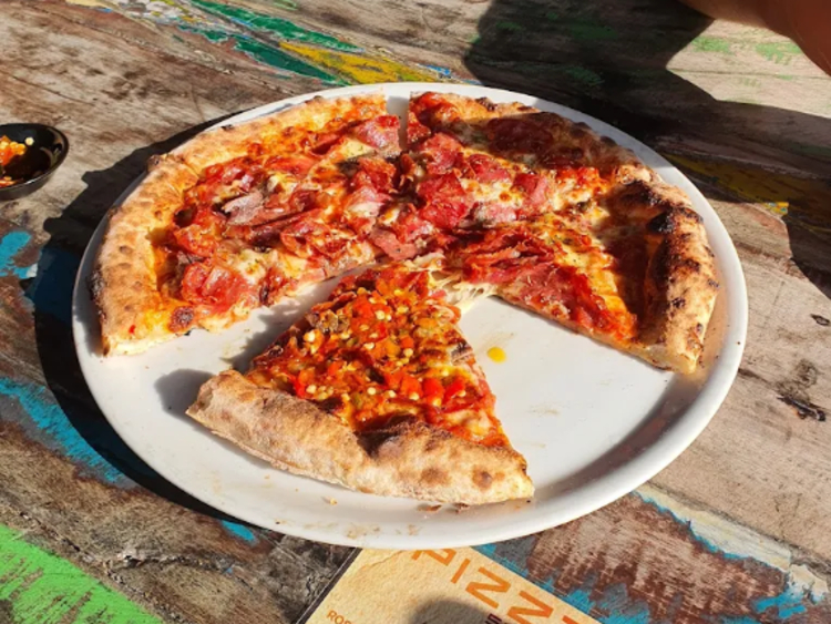 Pizza Square 388 slider image