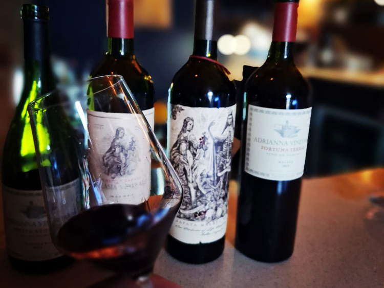 Mala Mia slider image