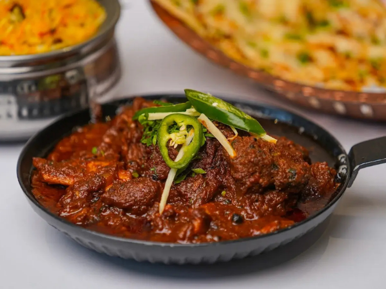 Asees Indian Restaurant - Wollongong slider image