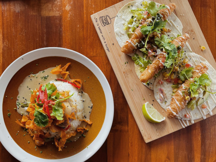 Sunday in Canberra Cafe slider image