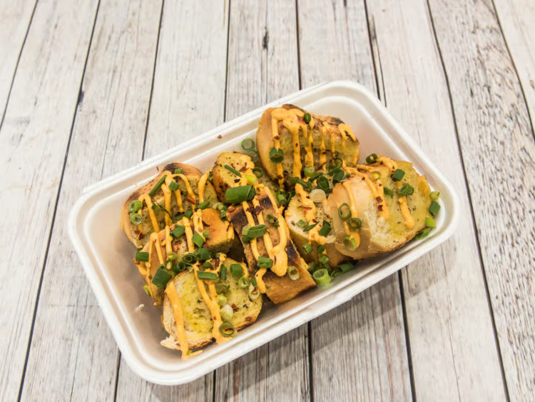 Cyclops Pizzeria slider image