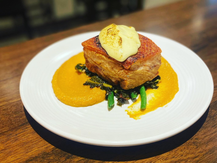 The Clifton Hill Hotel slider image