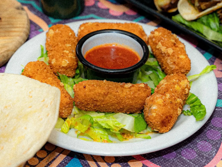 Primos Mexican Cantina slider image