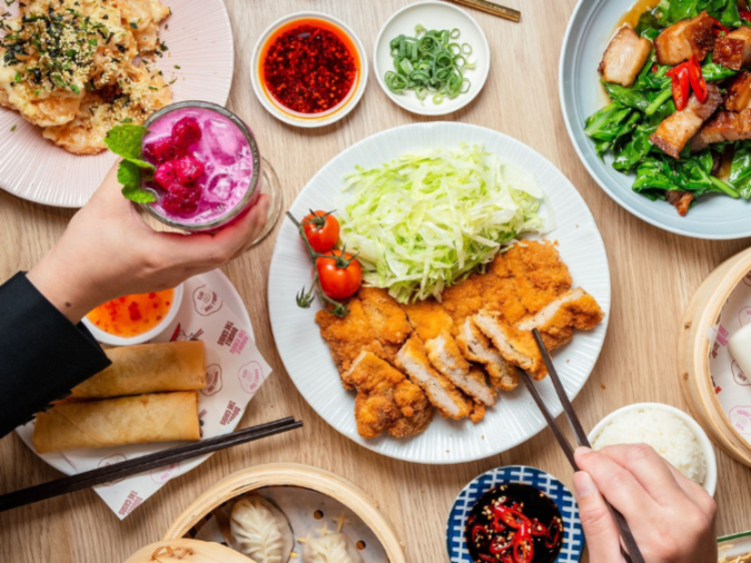 Double Chin Eats - Broadway  slider image