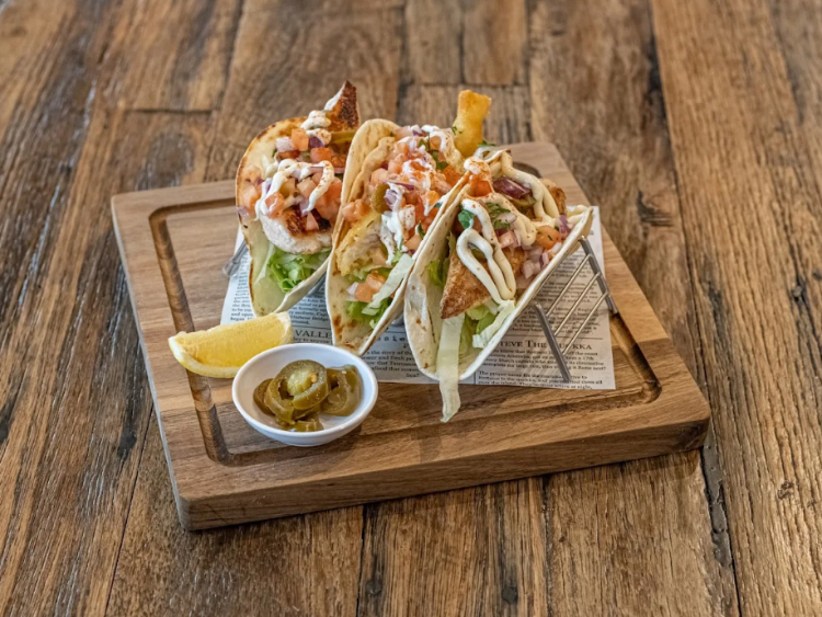 North Seafood & Grill slider image