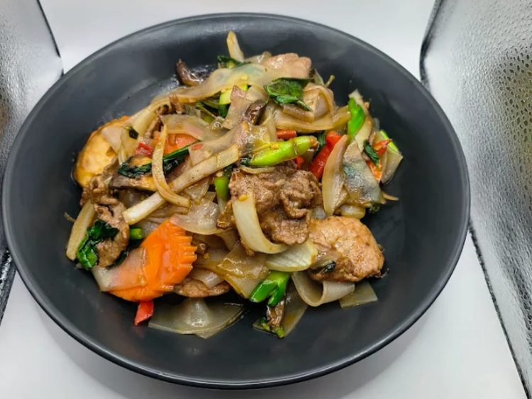 Erawan Thai Kitchen slider image