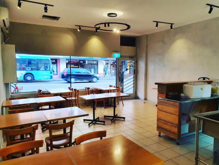 Thai La Ong - Newtown slider image