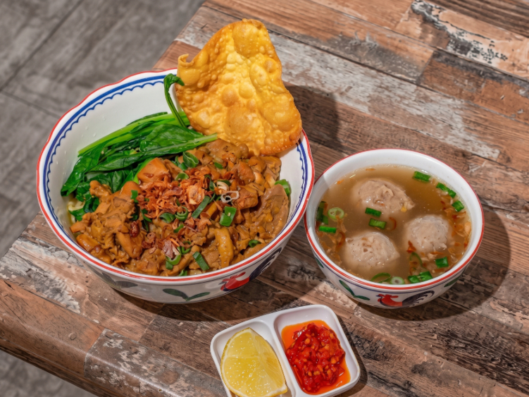 Pandan Leaf Indonesia Cafe & Fine Foods slider image