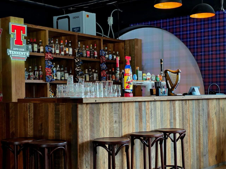 Invergordon Bar slider image