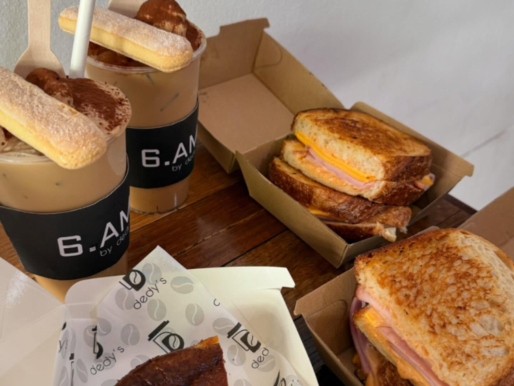 Dedys Cafe Regent Place slider image