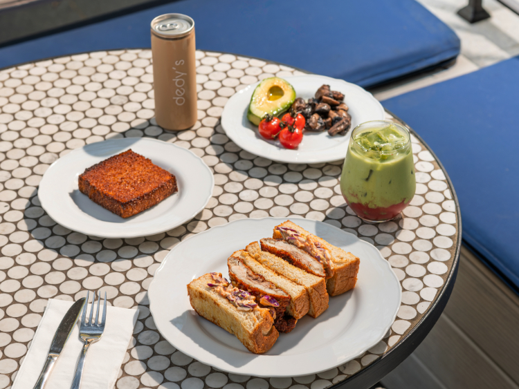 Dedys Cafe Regent Place slider image