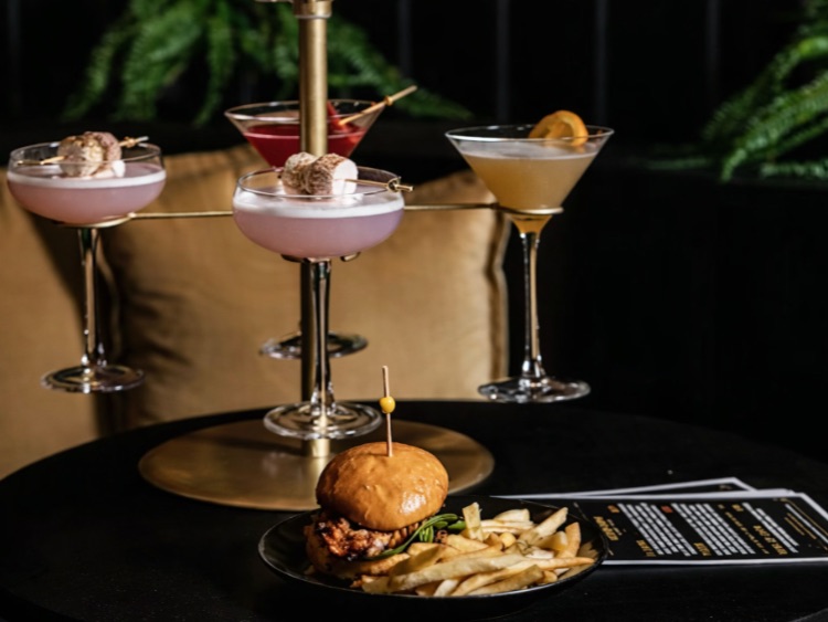 Illumina Bar & Shisha Lounge slider image