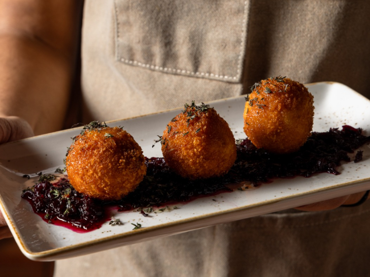 Simply Spanish - South Melbourne slider image