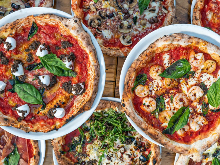 Via Napoli Pizzeria - Lane Cove slider image