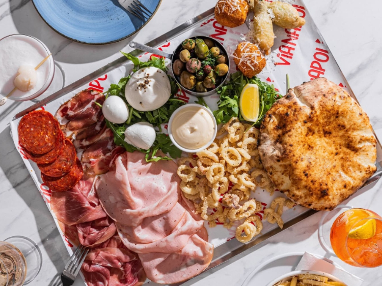 Via Napoli Pizzeria - Lane Cove slider image