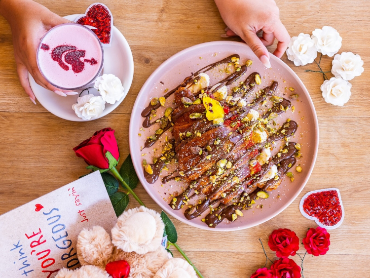 Roca Cafe Pink slider image