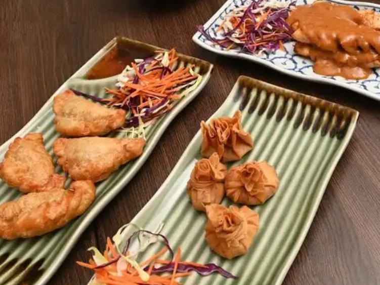 Thai Eat Restaurant - Doncaster East slider image