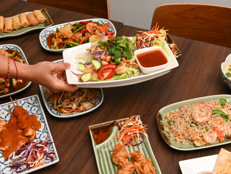 Thai Eat Restaurant - Doncaster East slider image