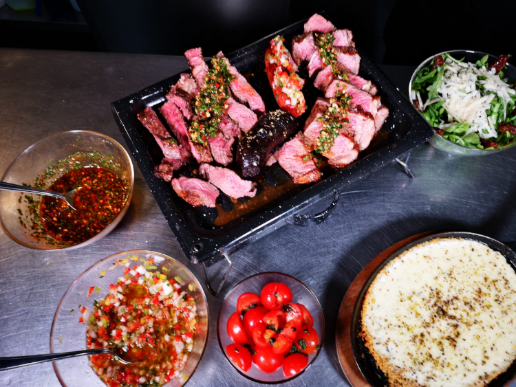 Chimichurris slider image