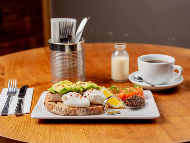 Notes Coffee Roasters & Bar - Trafalgar Square slider image