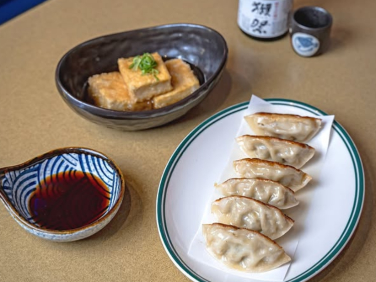 Zen Zen Sushi slider image