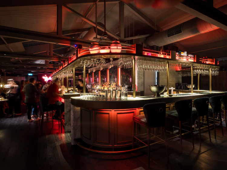 Bar See See slider image