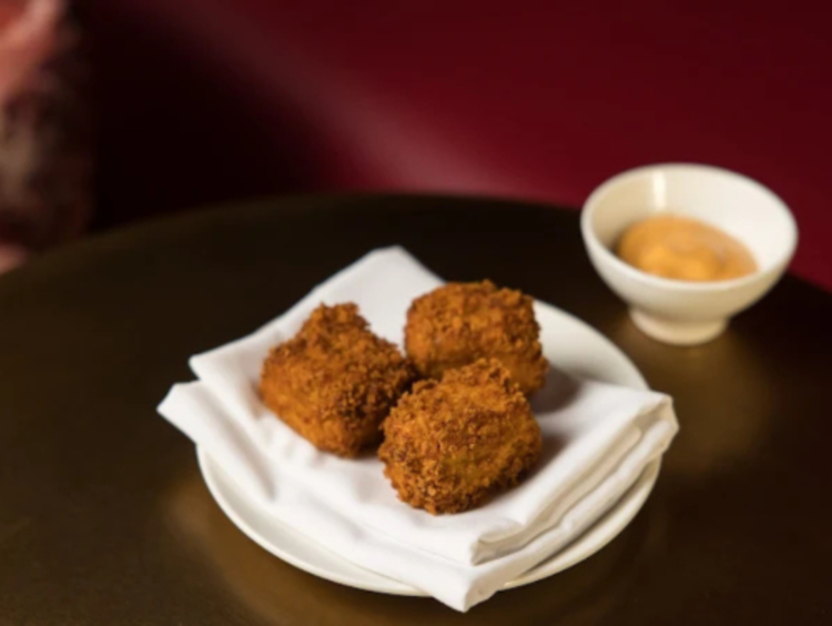 Bar See See slider image