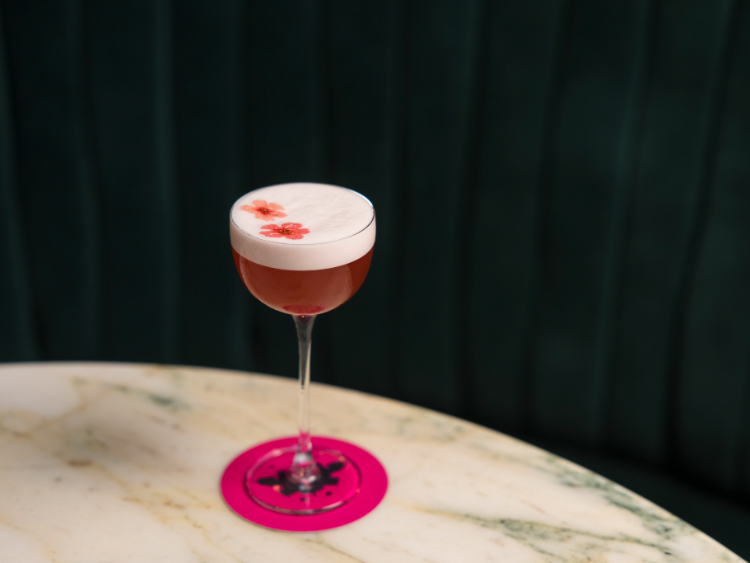 Bar See See slider image