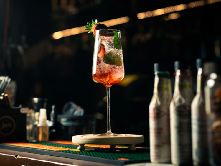 Red Lion Bar and Cafe slider image