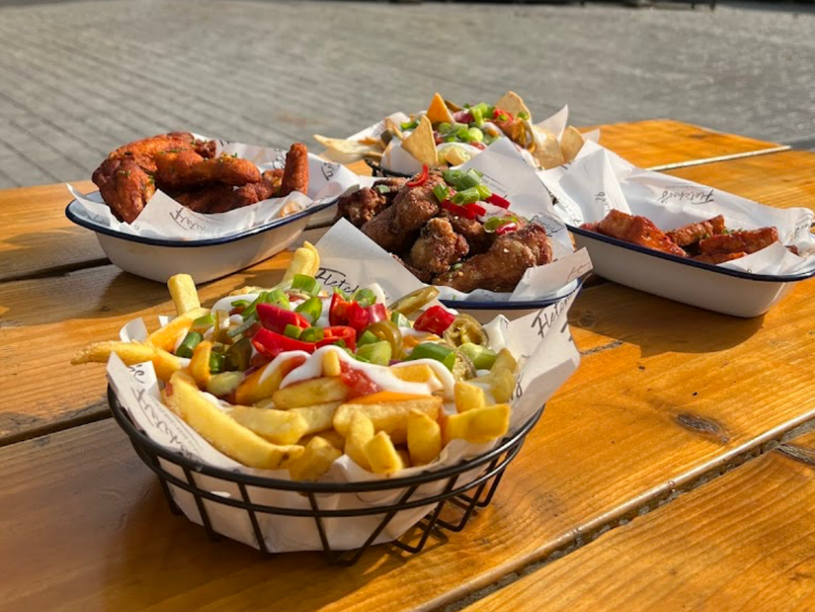Fletcher's Sports Bar slider image