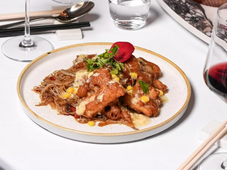 Hua Dining slider image