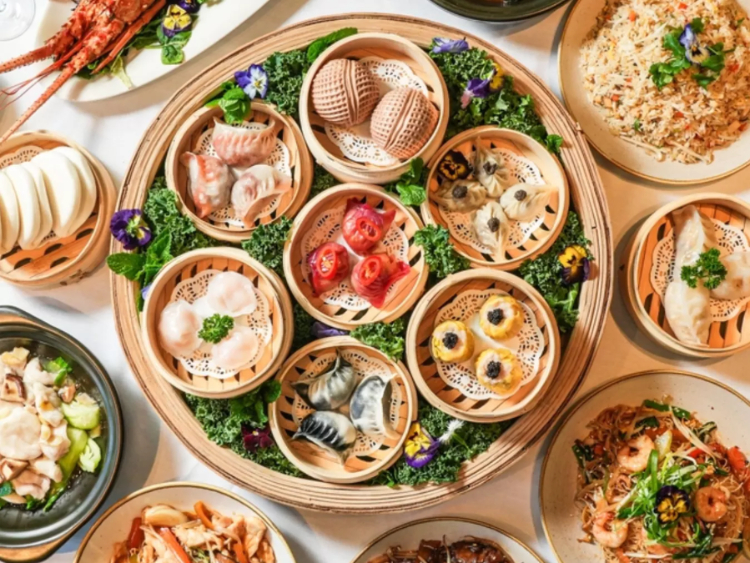 Hua Dining slider image
