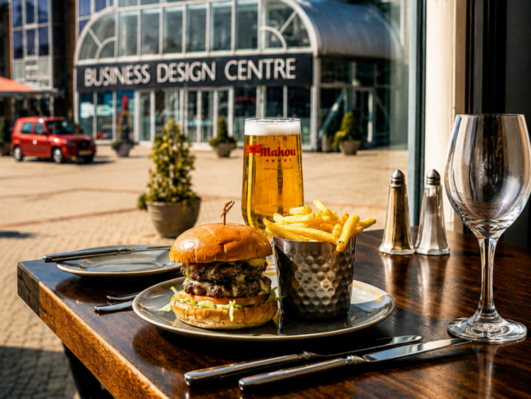 Halo Bar & Restaurant slider image